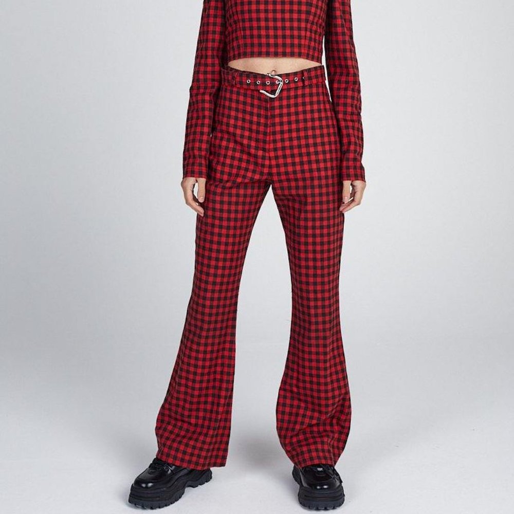 Milk It Crimson Flare, Size 24"